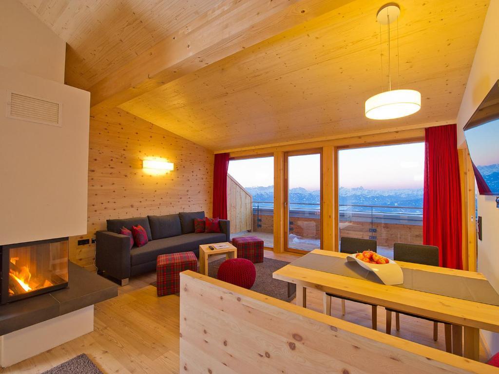 Alpinhotel Pacheiner เทรฟเฟน ภายนอก รูปภาพ