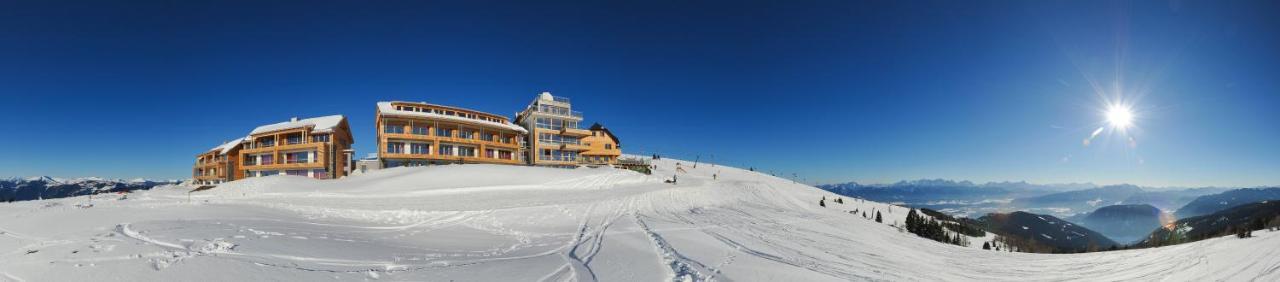 Alpinhotel Pacheiner เทรฟเฟน ภายนอก รูปภาพ